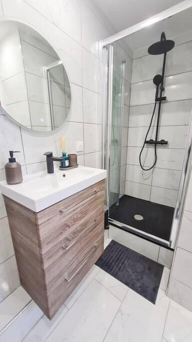 Le Petit Cosy /Proche Disney - Paris / Wifi - Netflix Lägenhet Meaux Exteriör bild